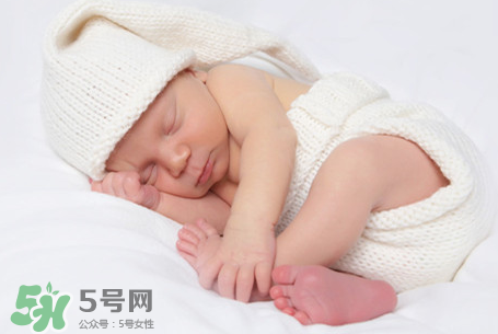 嬰兒吐奶和氙氣有關(guān)系嗎？氙氣會(huì)影響嬰兒吐奶嗎？