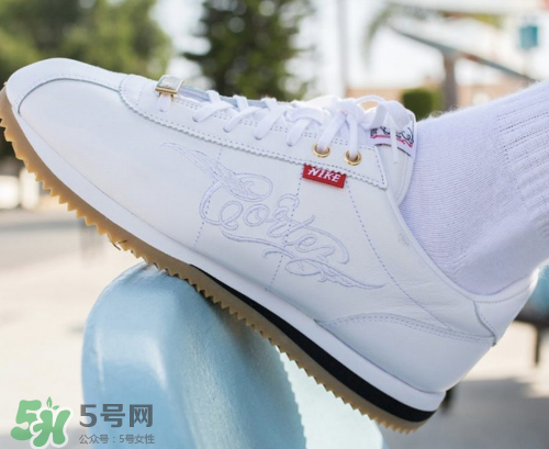 mister cartoon與nike cortez45周年聯(lián)名鞋子什么時候發(fā)售？