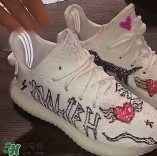 adidas yeezy 350 boost v2兒童定制版在哪買_怎么買？