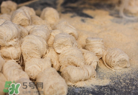 龍須糖多少錢一盒？龍須酥和龍須糖的區(qū)別