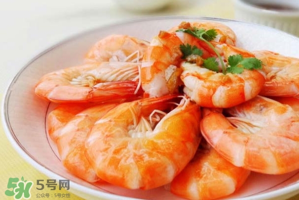 三伏貼可以吃蝦嗎？貼三伏貼可以吃龍蝦嗎？