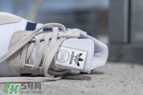 adidas iniki runner多少錢？阿迪達(dá)斯復(fù)古跑鞋專柜價(jià)格