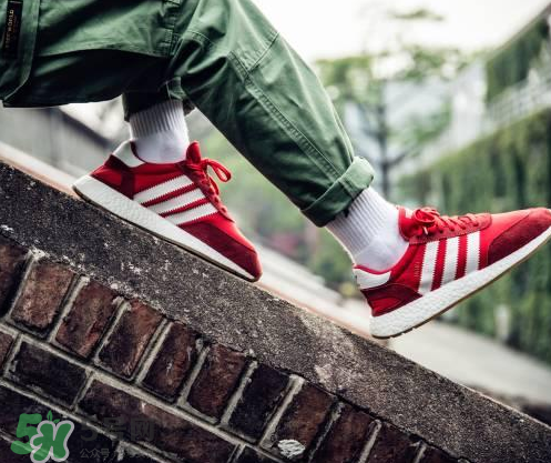 adidas iniki runner怎么樣？阿迪達斯iniki評測
