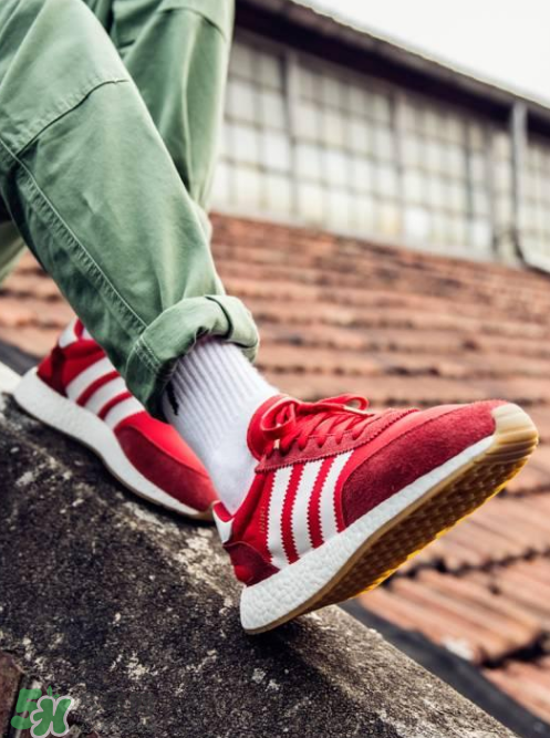 adidas iniki runner怎么樣？阿迪達斯iniki評測
