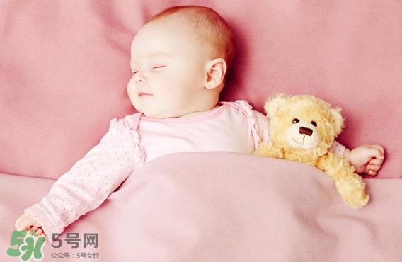 三伏灸小孩可以灸嗎？寶寶多大可以灸三伏灸？