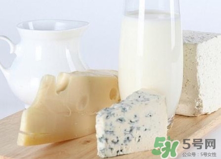 純牛奶什么時候喝最好？純牛奶哪個牌子好