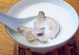 牛奶燉香菇可以治鼻炎嗎？牛奶燉香菇吃了有什么作用？