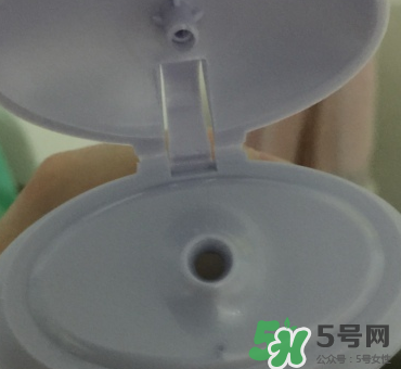 eve女性護(hù)理液粉色瓶和藍(lán)色瓶有什么區(qū)別？