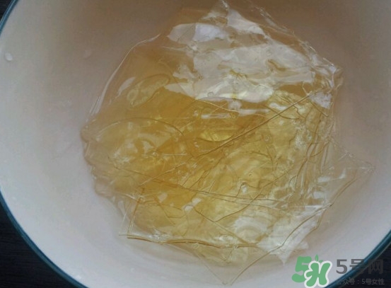 吉利丁片可以做什么？吉利丁片用什么水泡