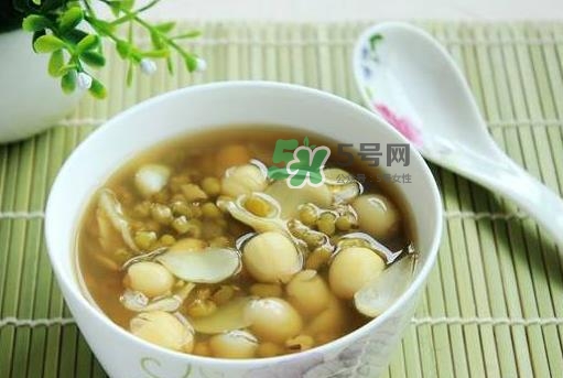 三伏天可以喝綠豆湯嗎？三伏天是喝綠豆湯還是喝生姜水？