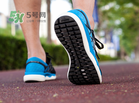 reebok floatride run腳感怎么樣？銳步floatride跑鞋測評
