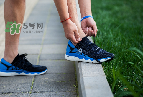 reebok floatride run腳感怎么樣？銳步floatride跑鞋測評