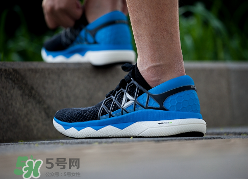 reebok floatride run腳感怎么樣？銳步floatride跑鞋測評