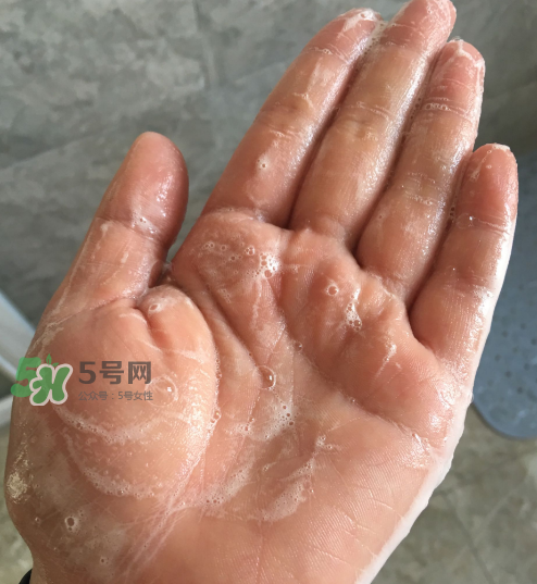 貝蜜清凈痘控油潔面啫喱怎么樣？貝蜜清祛痘控油潔面啫喱好用嗎？