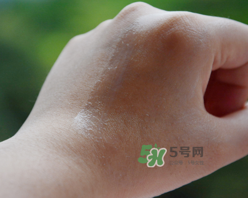 曼妮芬玫瑰身體乳怎么樣？曼妮芬玫瑰絲柔身體乳好用嗎？