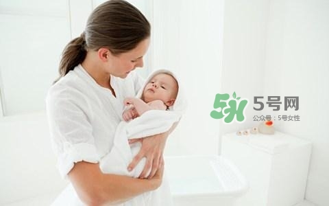 吃什么排惡露最快？產(chǎn)后惡露怎么護理？