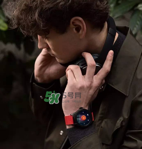 萬(wàn)寶龍summit智能腕表多少錢？萬(wàn)寶龍智能手表專柜價(jià)格