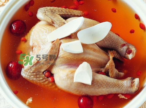 三伏天能吃鴨肉嗎？三伏天鴨肉燉什么好？