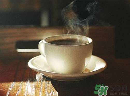 三伏天喝熱水能驅(qū)寒嗎？三伏天為什么喝熱水？