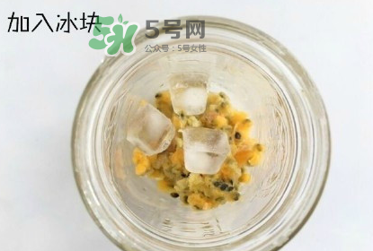 百香果養(yǎng)樂(lè)多好喝嗎？百香果養(yǎng)樂(lè)多怎么做？