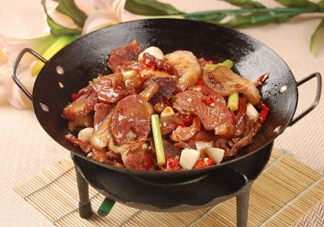三伏天能吃狗肉嗎？三伏天吃肉狗好嗎？