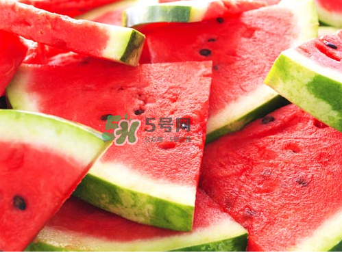 三伏天坐月子可以吃西瓜嗎？三伏天坐月子吃西瓜好嗎？