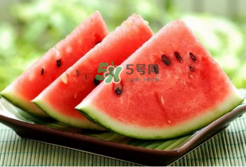 三伏天坐月子可以吃西瓜嗎？三伏天坐月子吃西瓜好嗎？