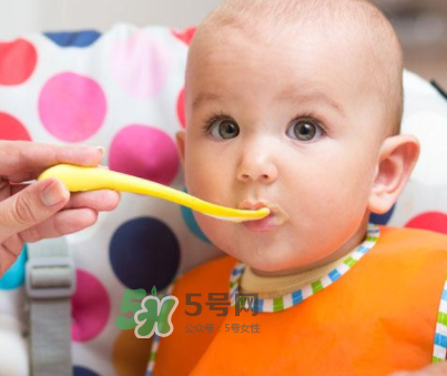 寶寶沒(méi)長(zhǎng)牙能吃面條嗎？寶寶沒(méi)長(zhǎng)牙能不能喂面條？