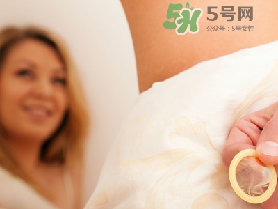 安全套放車?yán)镞€能用嗎？套套藏哪里比較安全？