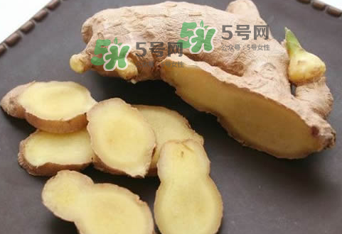 三伏天用什么泡腳最好？三伏天用什么泡腳去濕氣？