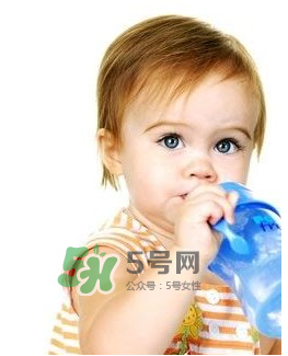 寶寶脫水怎么補水？寶寶脫水怎么辦？