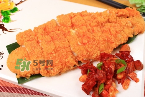 金鱒魚(yú)清蒸為什么變黑？食用金鱒魚(yú)有什么好處