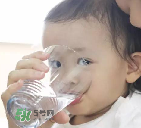 寶寶喝什么水好？寶寶喝哪種水好？