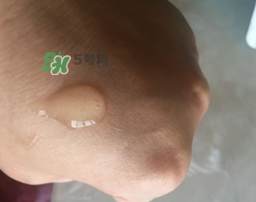 透真玻尿酸保濕精華液怎么樣？透真玻尿酸保濕精華液好用嗎？
