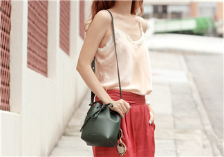 mansur gavriel是什么牌子_哪個(gè)國(guó)家的_什么檔次？