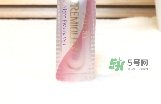 嘉娜寶玻尿酸美容液怎么樣？嘉娜寶玻尿酸美容液怎么用