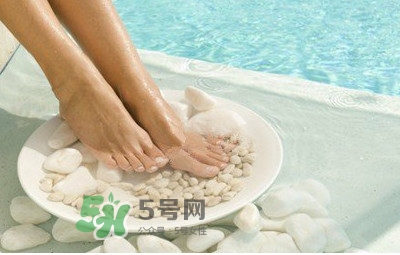 醋泡腳可以天天泡嗎？醋泡腳可以反復用嗎
