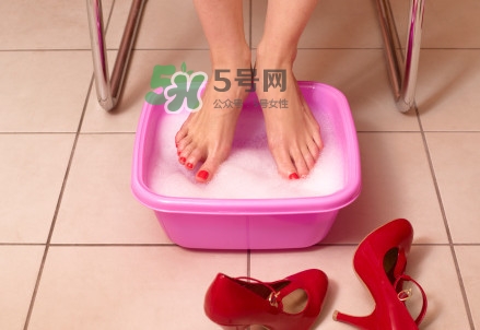 花椒不適合哪些人泡腳？女人用花椒水泡腳好嗎