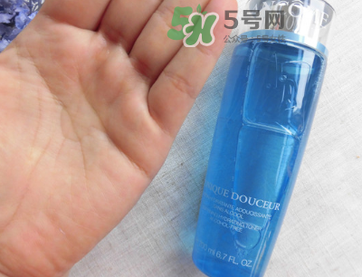 蘭蔻清瀅嫩膚水怎么樣？蘭蔻清瀅嫩膚水好用嗎？