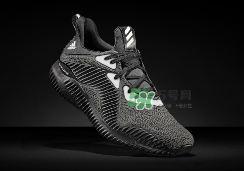 adidas alphabounce reflective阿爾法小椰子跑鞋夜光版多少錢？