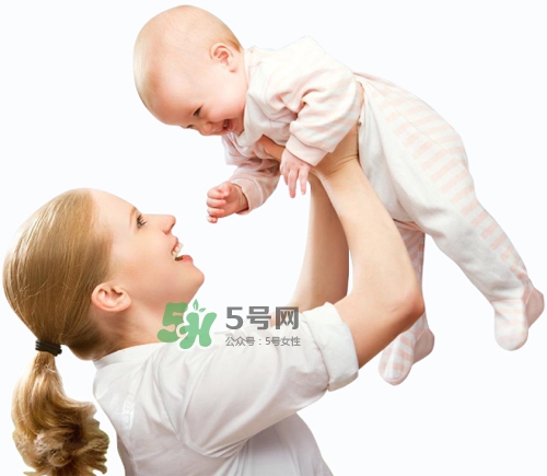 坐月子洗澡能搓澡嗎？坐月子洗澡注意事項