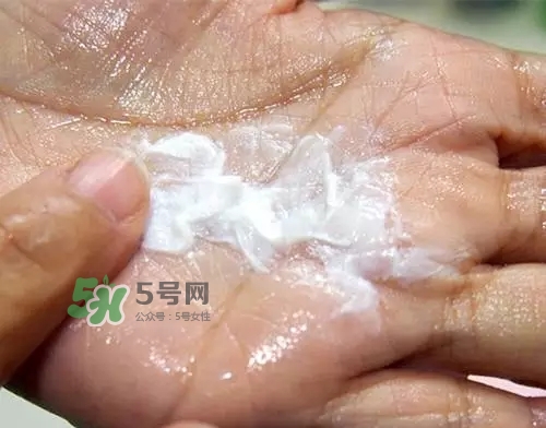 親潤孕婦護膚品怎么樣？親潤豆乳補水系列好用嗎？