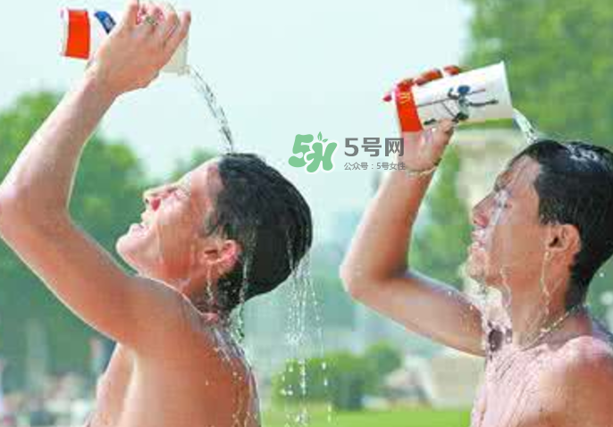 夏天防止中暑吃什么？夏天防中暑喝什么？