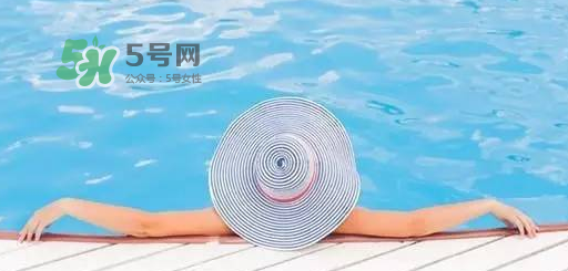 夏天防曬衣什么顏色好？夏天穿什么顏色的防曬衣好？