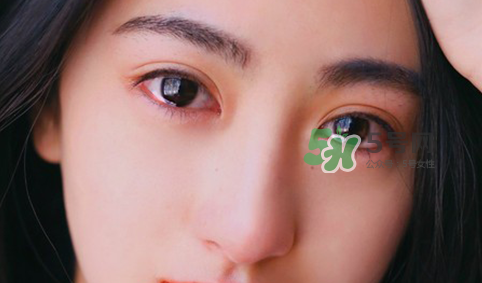 做美瞳線麻藥進眼睛怎么辦？做美瞳線麻藥灼傷眼睛怎么辦？