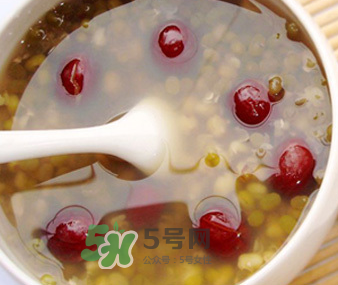 綠豆湯能防中暑嗎？喝綠豆湯能預(yù)防中暑嗎？