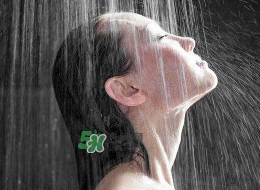 三伏天艾灸后能洗澡嗎？三伏天艾灸后注意事項