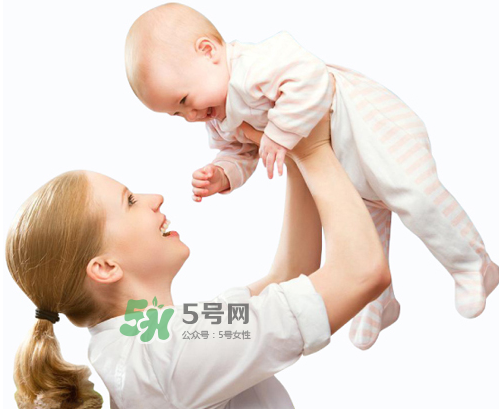 三伏天坐月子可以出門嗎？坐月子多久可以出門？