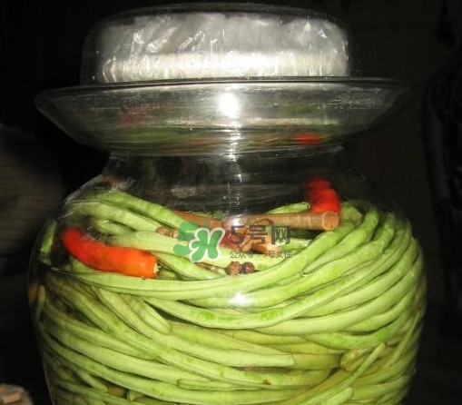 缸豆沒熟能吃嗎？酸缸豆怎么腌制的