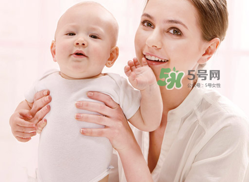 哺乳期上火對(duì)寶寶有什么影響？哺乳期上火會(huì)影響寶寶上火嗎？